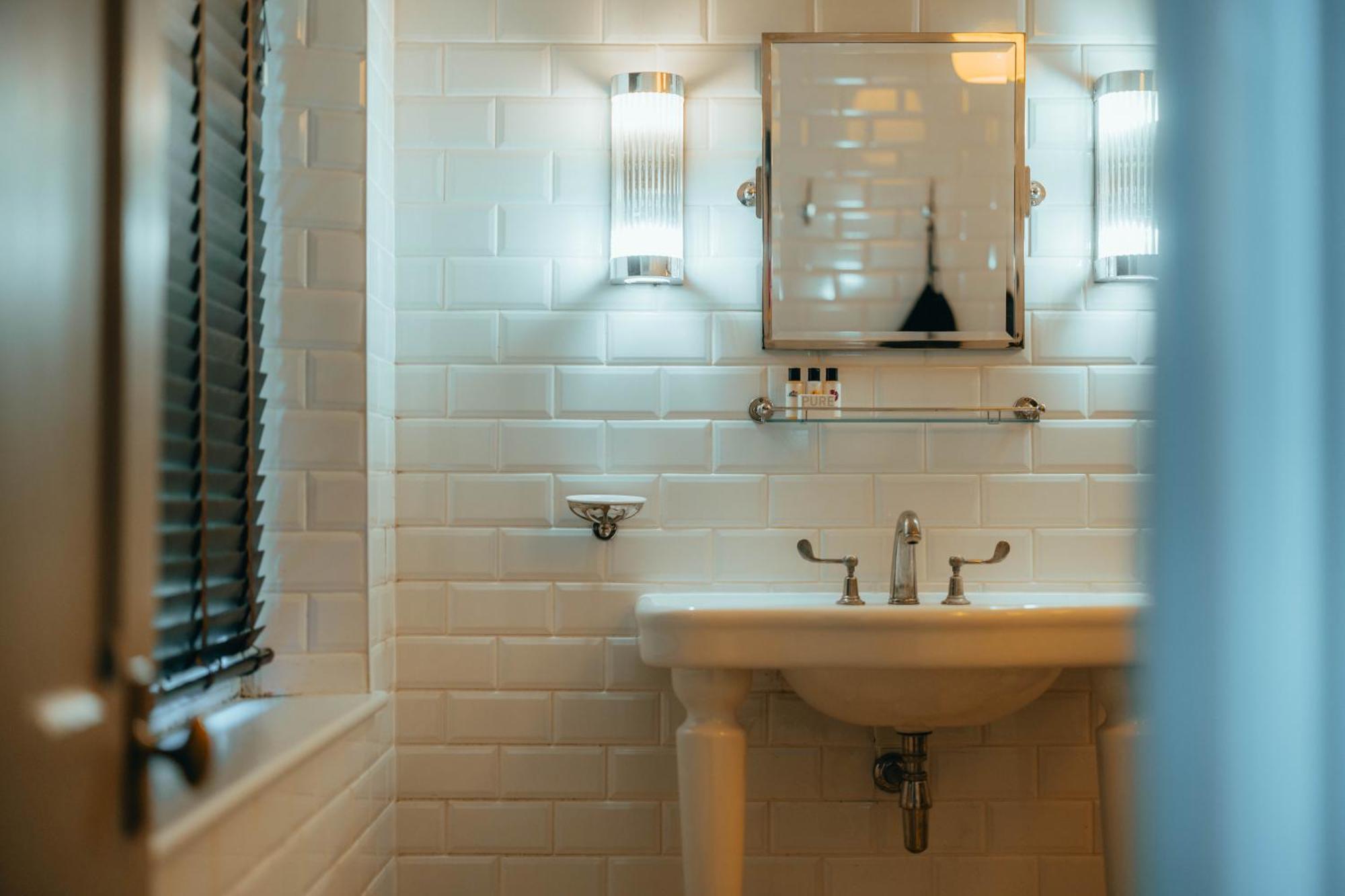 The Rudloe Near Bath - Marco Pierre White Hotel Corsham Eksteriør billede
